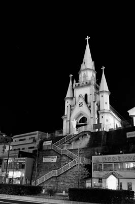 「 真夜中の三浦町教会 」
